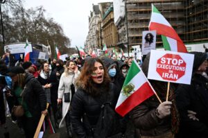 Des manifestants participent au rassemblement de solidarité avec l'Iran à Londres, au Royaume-Uni, le 8 janvier 2023. (Photo Reuters)
